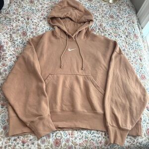 Nike Hoodie Womens Medium Beige Tan Phoenix Fleece Oversized Swoosh DQ5858-200